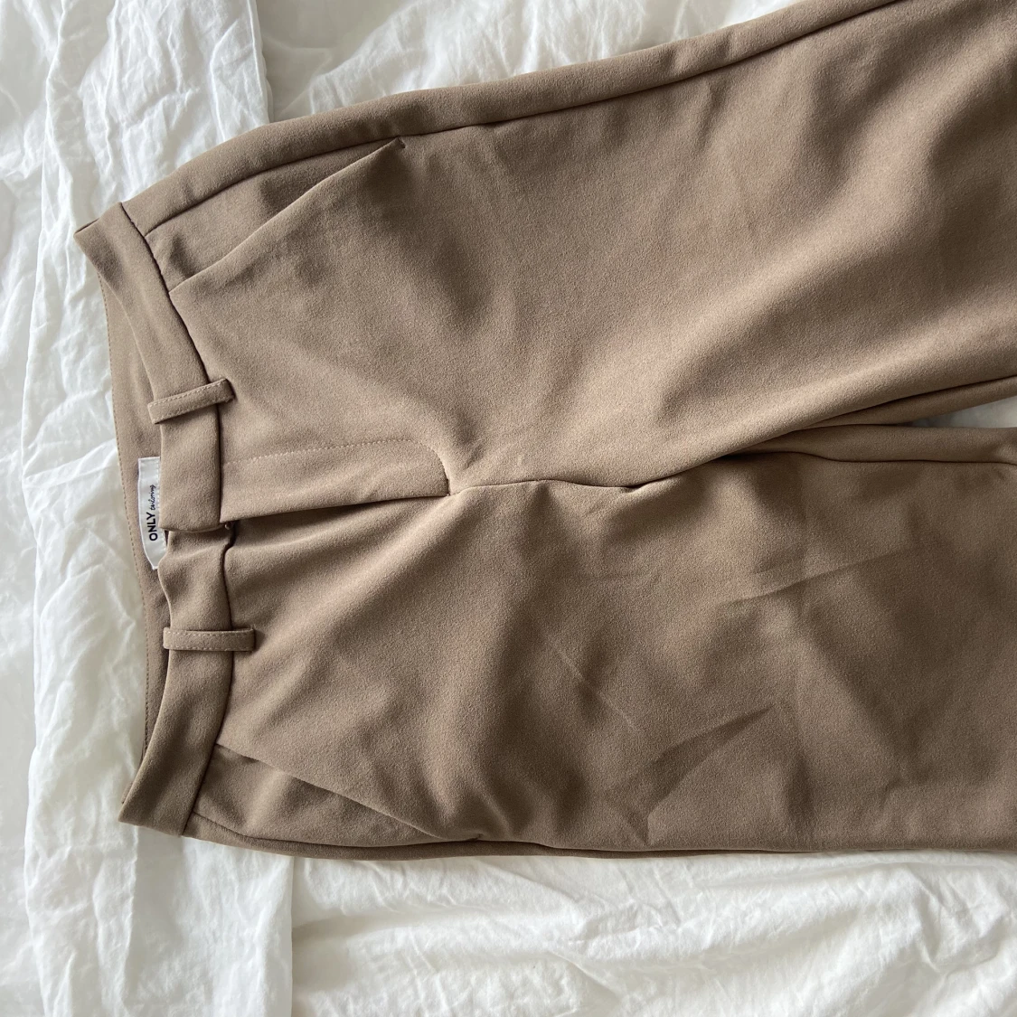 Bruna kostymbyxor - 90