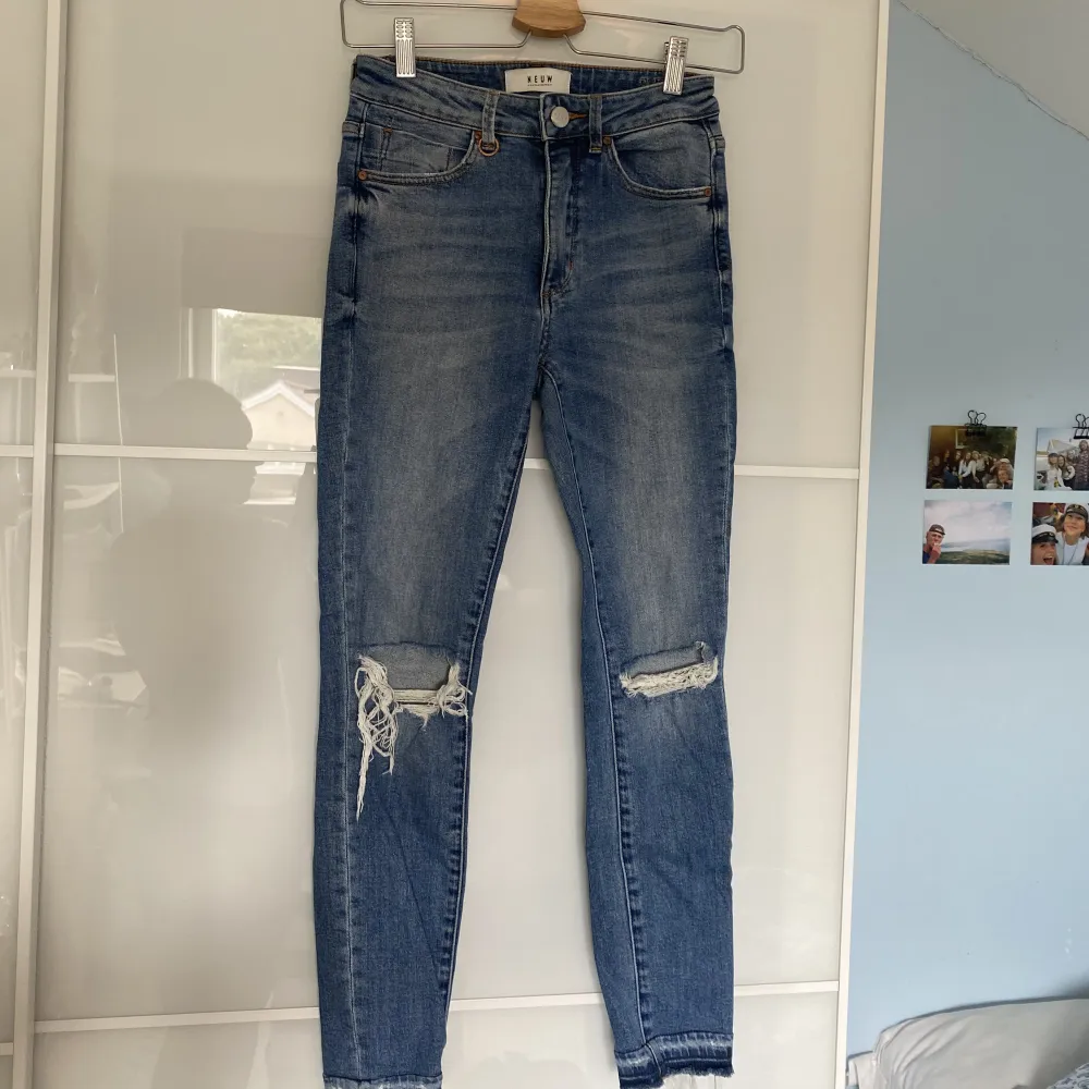 Blåa jeans från Neuw. Nypris ca 900 kr❤️. Jeans & Byxor.