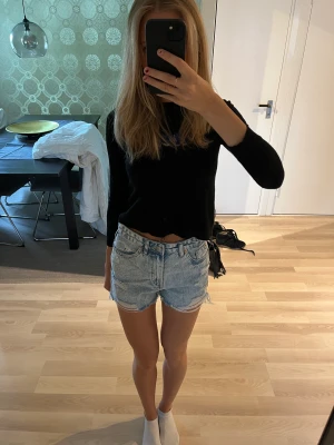 Shorts - Knappt använda 