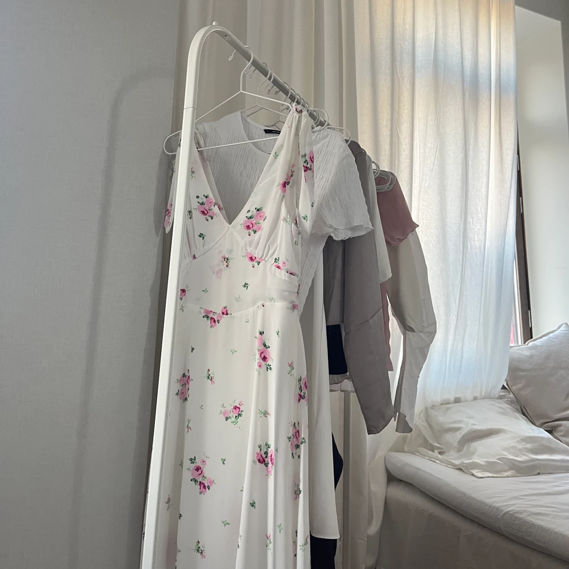 Blommig klänning  - 91