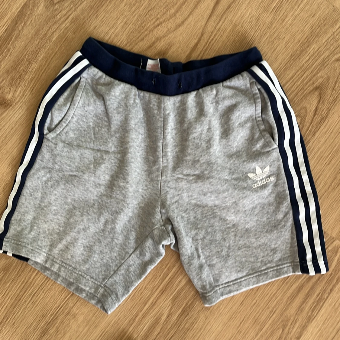 Adidas shorts - 90