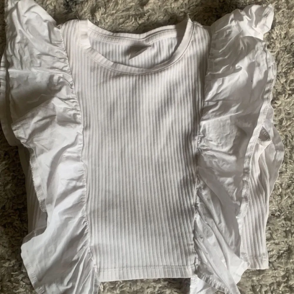 Fin tröja från Zara i storlek 152 (barn) 11-12år💘. Toppar.