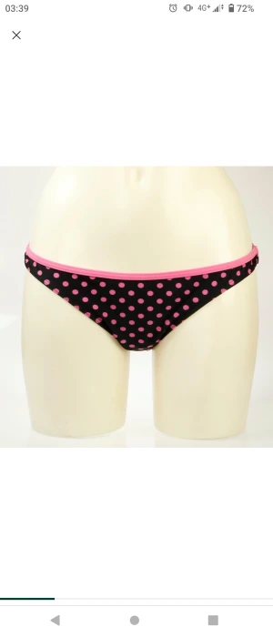 B-Star Bikinitrosa, Storlek L - Ny snygg bikinitrosa i unik design från B-Star  Storlek: L Material: 80% Nylon, 20% Elastan