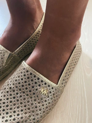Michael kors sko - Äkta. Använda några ggr.