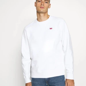 Levi’s sweatshirt helt ny - Med tags, oanvänd. Nypris 769:-