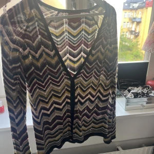 Missoni  - Super fin missoni kofta som tyvärr inte kommer till användning längre 