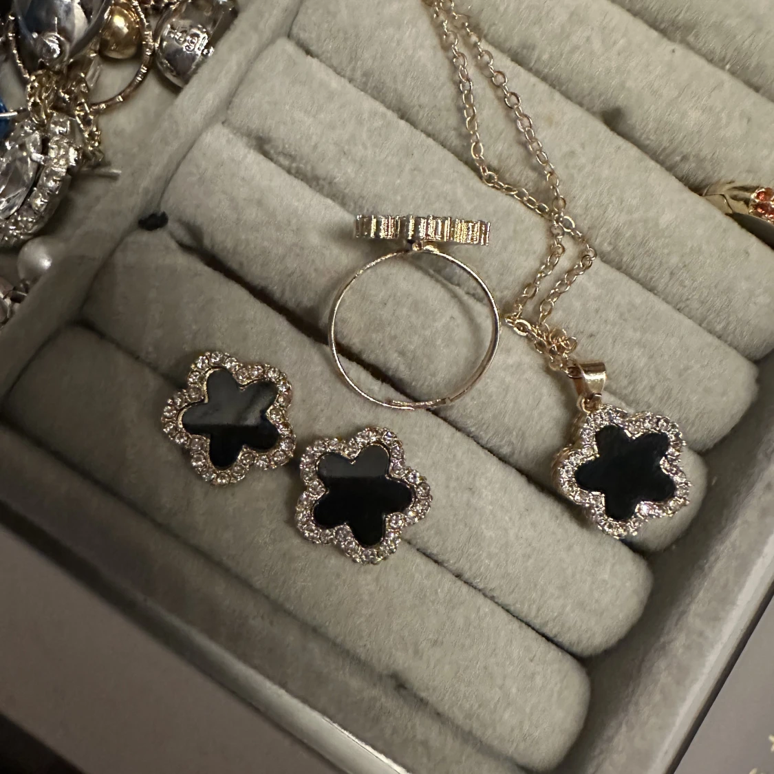 Hela för 58kr med gratis frakt  - 90