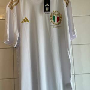 Italy kit 