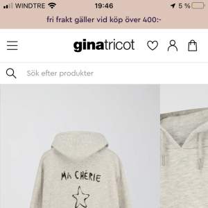 Jätte fin hoodie från Gina med fluffigt material inne som är perfekt till hösten och vintern . Säljer för att den inte kommer till användning! 
