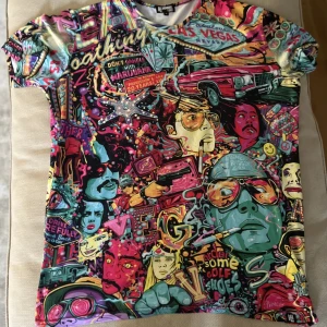 Fear & Loathing T-shirt - Storlek: XL Skick: Jätte bra (Inget fel) Material: Polyester Extra info: Köpte den år 2020