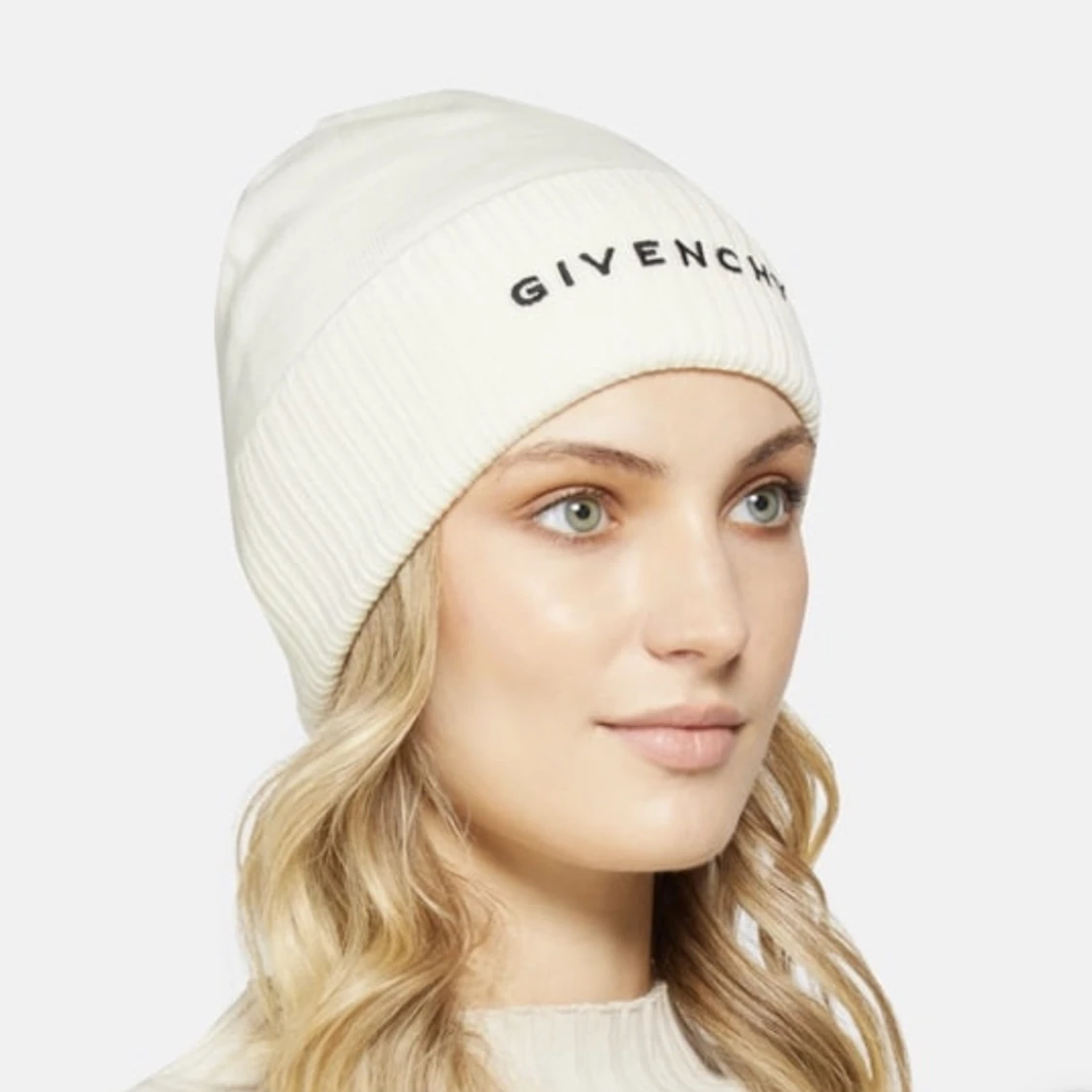 Givenchy mössa - 37