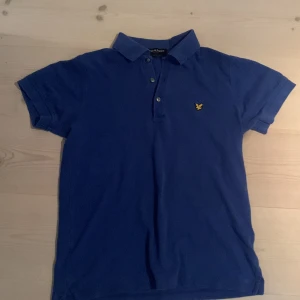 Lyle & scott pike   - Säljer nu denna snygga lyle & scott pike i bra skick. 
