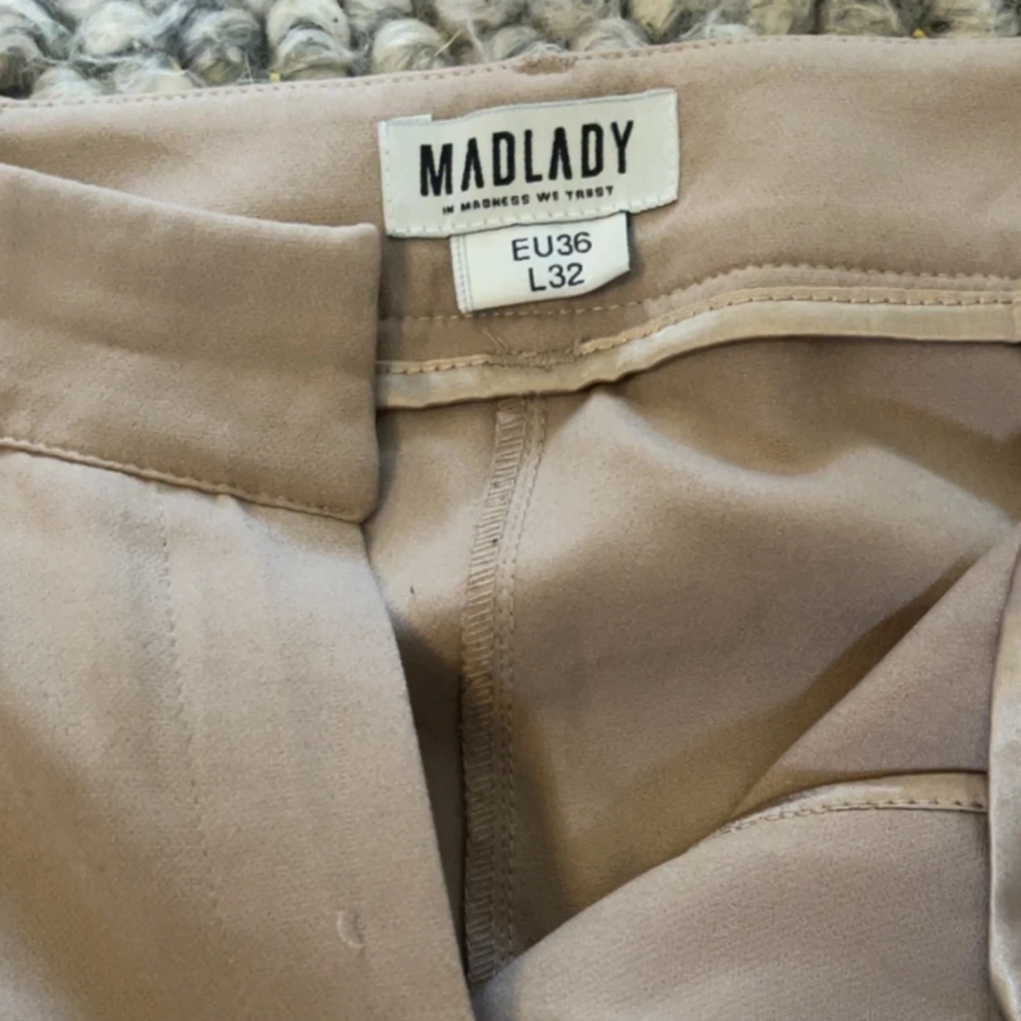 Madlady kostymbyxor  - 90