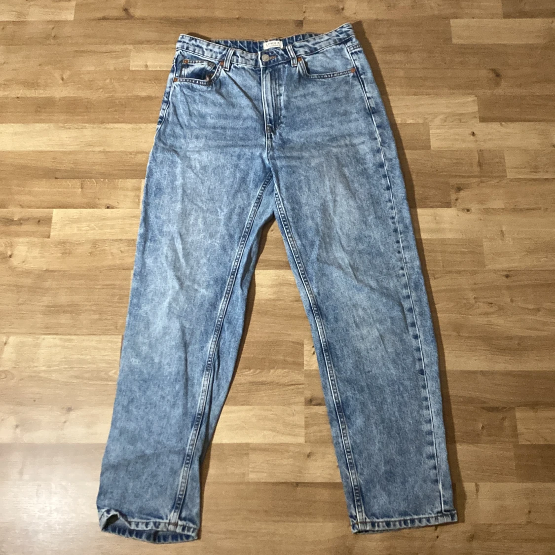 Blåa jeans