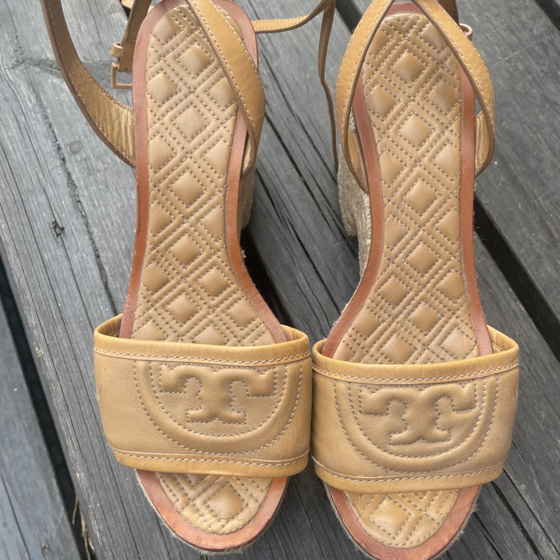 Tory burch 