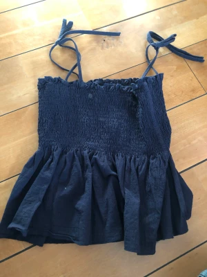 Sthlmsstils linne - Superfint Sthlmsstils linne! Lite använt, inte mycket!❤️