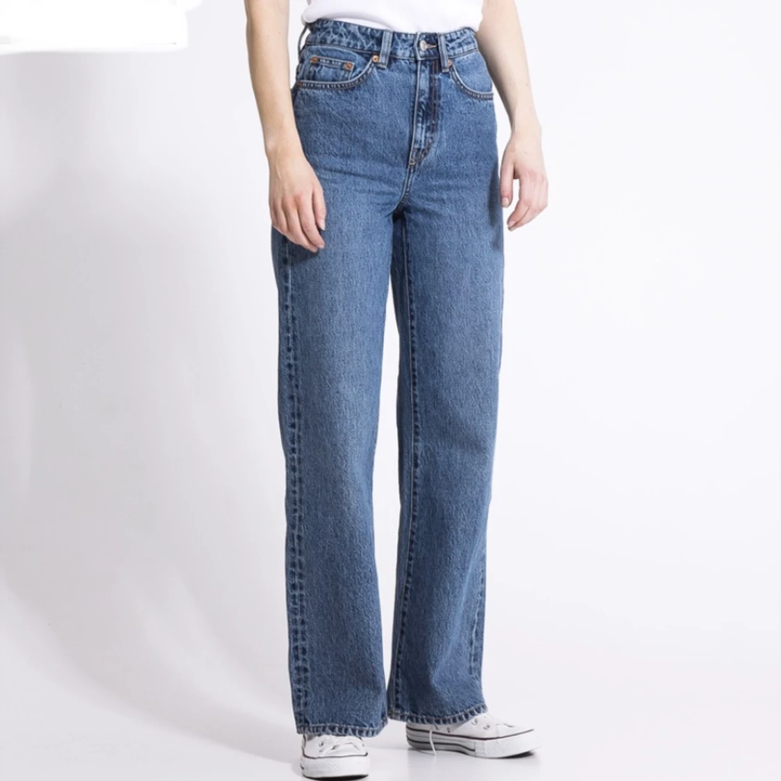 mörkblå jeans - 90