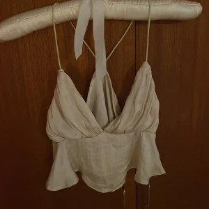 Sidens topp - Jättesnygg topp som tyvärr inte kommer till användning!💕