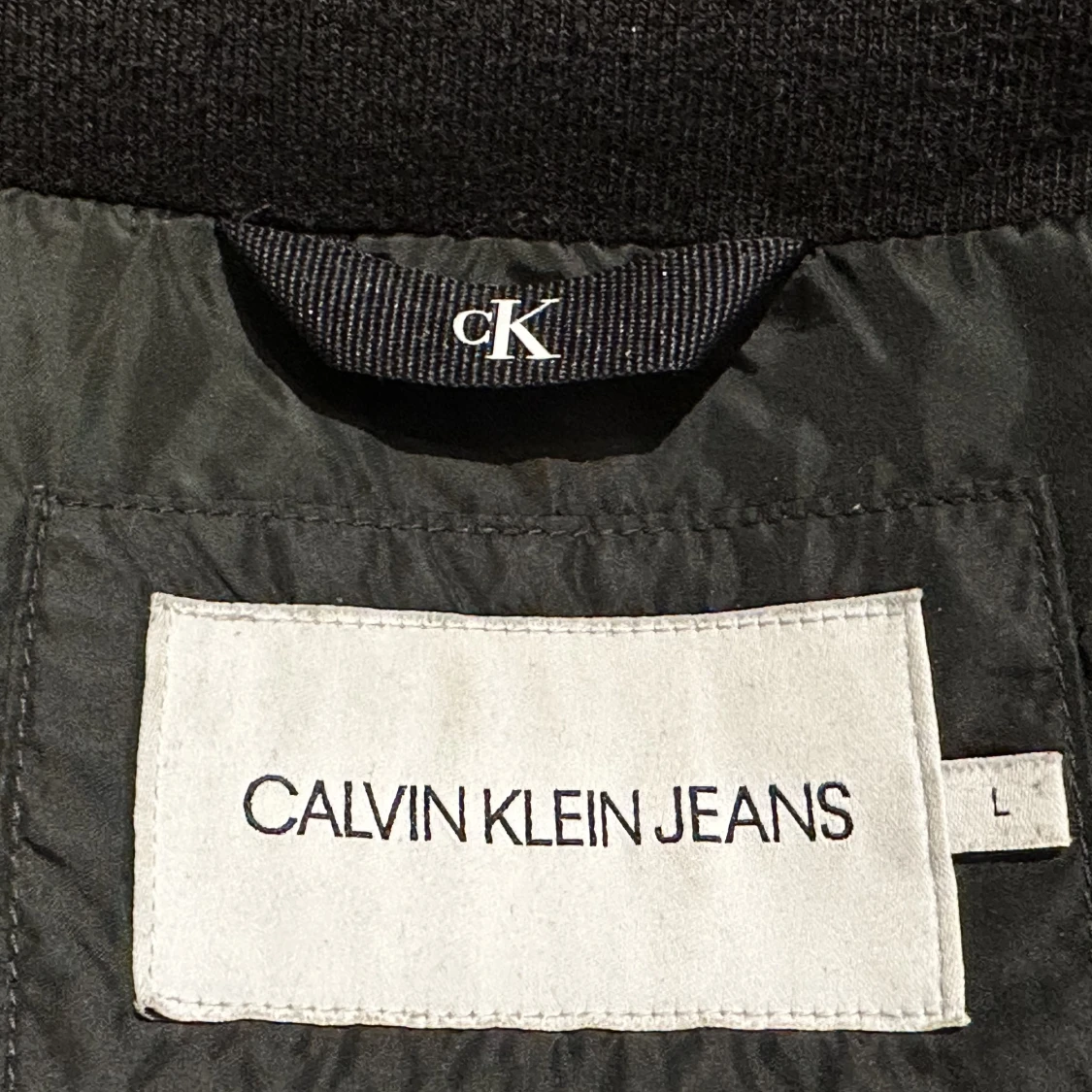 Calvin Klein Jacka - 90