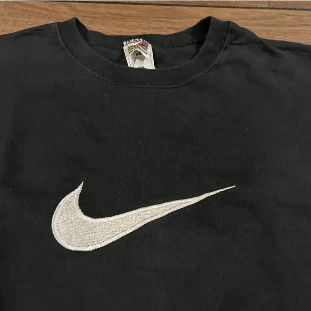 vintage nike sweatshirt från 90 talet i storlek L! svårhittad och säljs inte!. Hoodies.