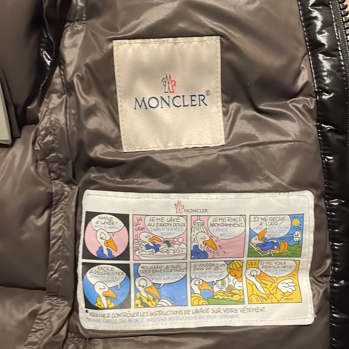 Moncler väst  - 90