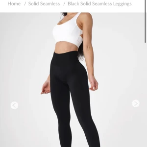 Nvgtn - Nvgtn tights i modellen solid i färgen black, nypris 619+ frakt, storlek xs, använda 3-4 gånger
