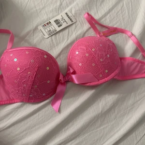 Bh  - Helt ny  Nypris 149kr  