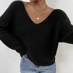 Stickad tröja - Stickad tröja med öppen rygg, superfin och skön. Skriv för fler bilder och funderingar 💞