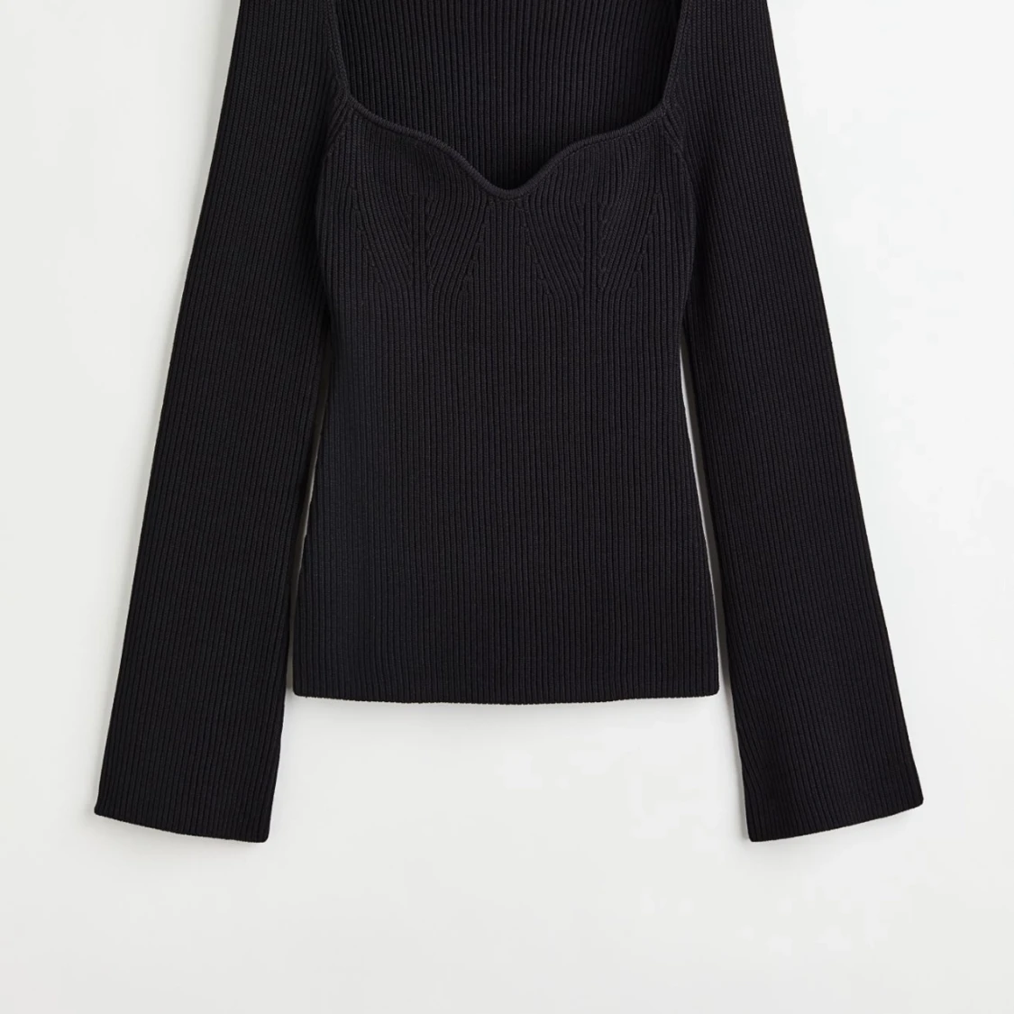 Ribbstickad topp från H&M - SLUTSÅLD 