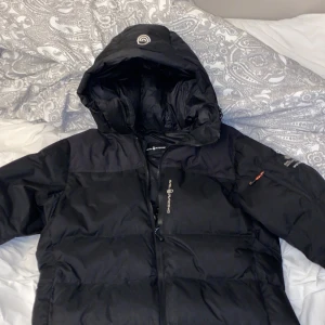 Sail racing jacka - Sail racing vinter jacka i bra skick, priset kan diskuteras vid snabb och smidig affär