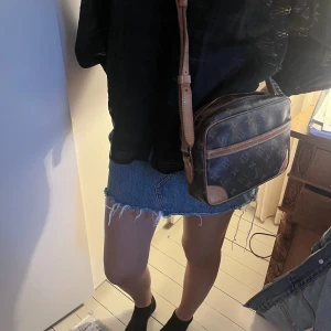 Jeans kjol - Jättefin jeanskjol från Levis💞storlek 24, skulle säga att det motsvarar xs 