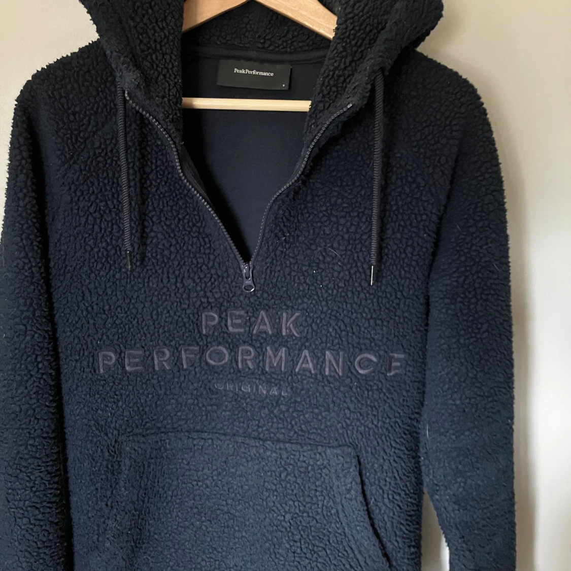 Peak performance hoodie