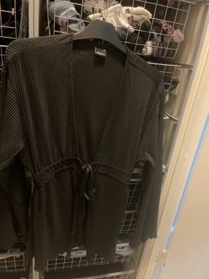 Gina blusar  - Säljer dessa jätte fina blusar då dom ej kommer till andvändning säljs för 100 kr st 