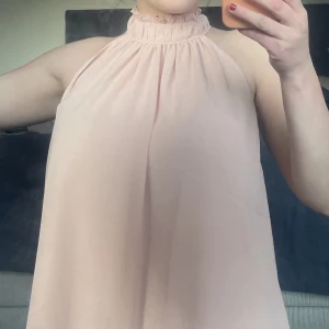 Fin blus - Skriv för mer bilder!