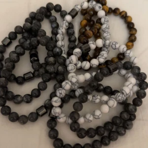 Armband - Massa armband läggs upp inom kort! 79kr/st⭐️