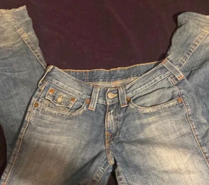 Trueys  - Jätte fina trueys som inte används längre, lite slitna där nere vid fötterna, kan skxika bild