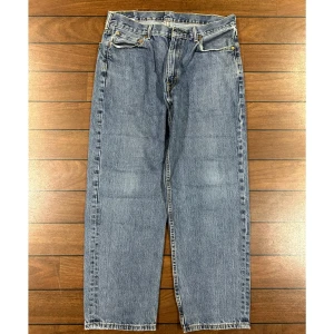 Levis 550 Jeans 36/30 - Snygga vintage Levis jeans i storlek 36/30! Bara att skriva om du undrar över något🙏