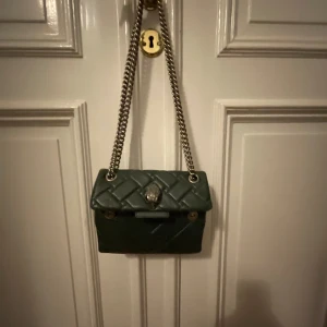 Kurt geiger väska - Säljer för 1100 mycket bra skick 