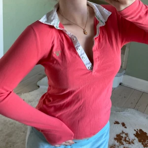 Gant tröja - Rosa tröja med krage från gant i bra skick, pris kan diskuteras!