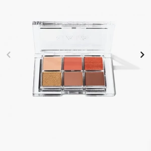 Caia ögonskugga  - Säljer min helt oanvända  ögonskuggspalet heat Wave från caia❤️💘