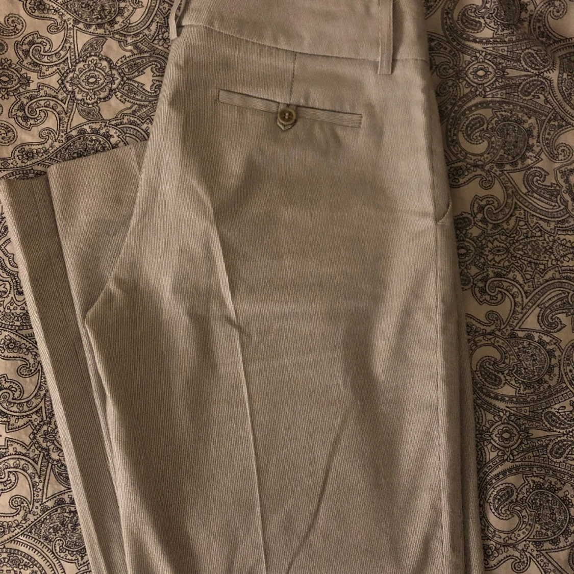 Randiga lågmidjade kostymbyxor  - 90