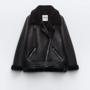 Pilotjacka zara - Säljer denna populära jacka från zara, använd ett fåtal gånger