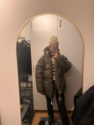 Fjällräven jacka dam xs olivgrön - Olivgrön ,bra skick,