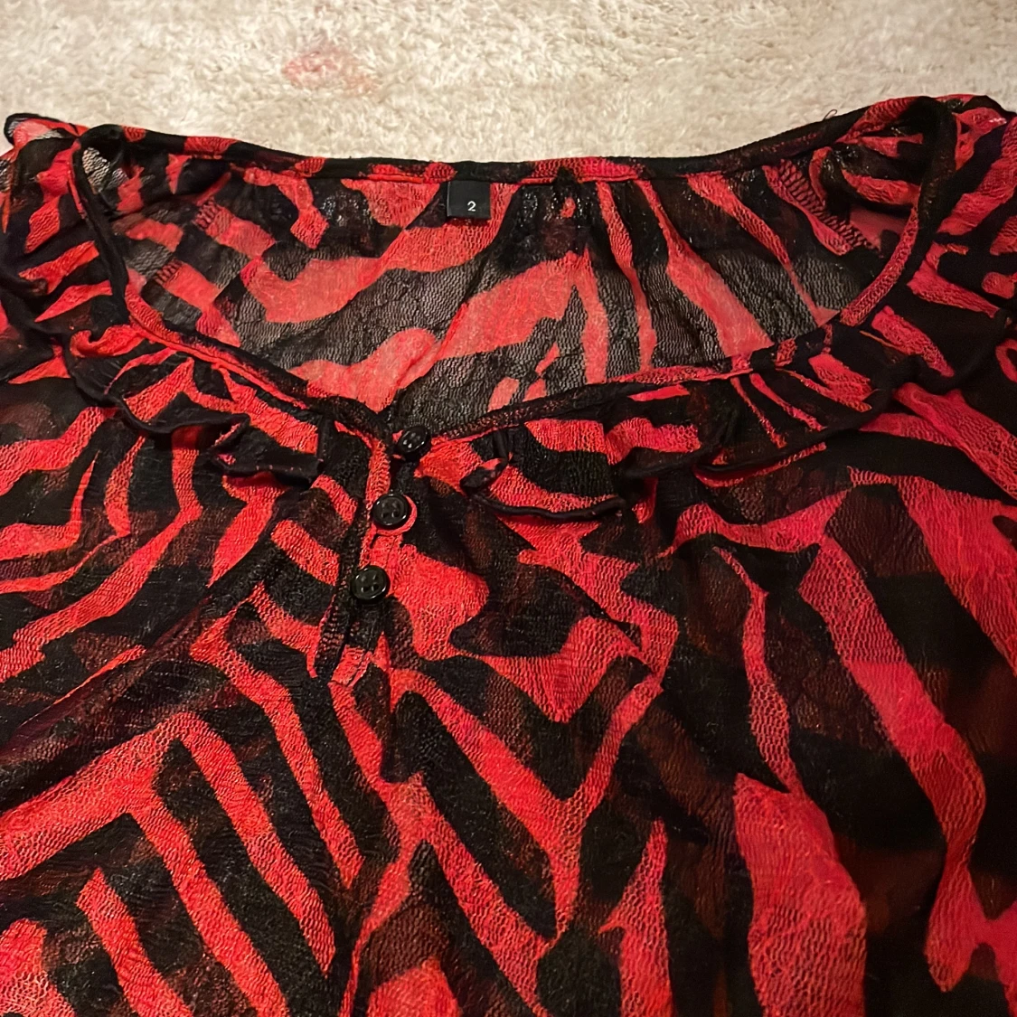 Röd och svart randig blus❤️ - 90