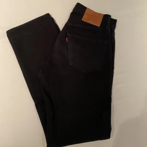 Levi’s 501 - Svarta Levi’s 501or i bra skick. Storlek 30/32 (lite små i storleken)