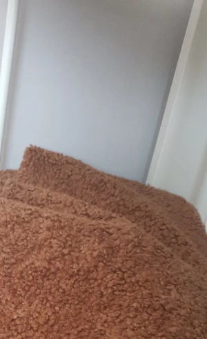 Filt  - Stor och mysig filt! Original priset=1000 kr! Kontakta vid pris och frakt👍🌸💗