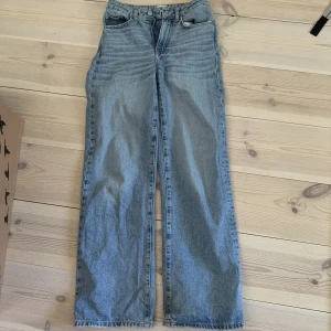 Jeans - Jeans från lager 157 i storlek XS.  köparen står för fraken. 