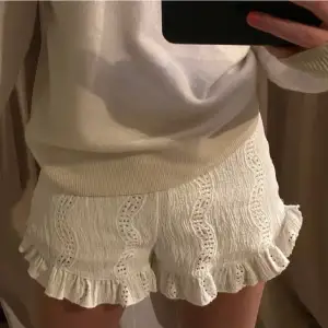 Söker dessa shorts!!❤️skriv om ni säljer