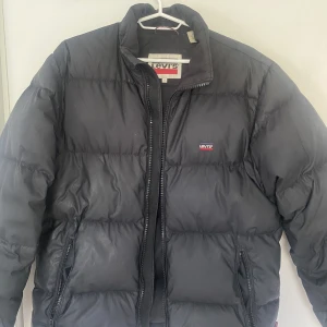 Levis jacka - Köpt för 1999. 
