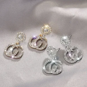 Örhängen chanel - Frakt 15 kr!